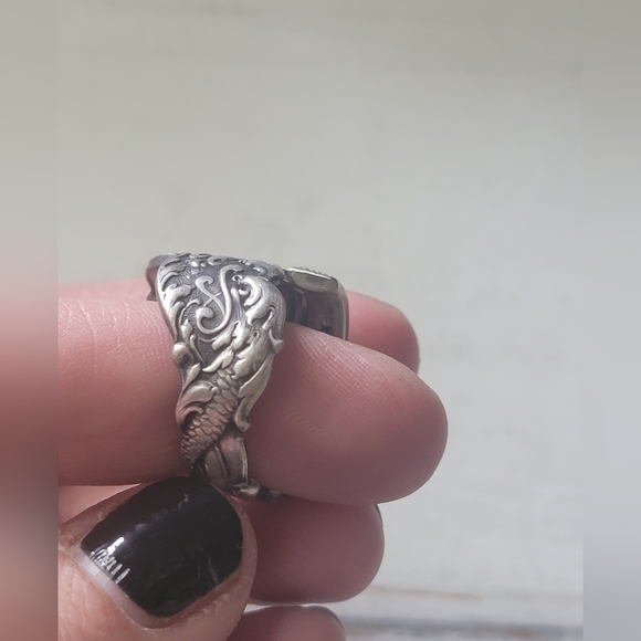 Vintage | Spoon Ring | Mama | Silverplate | Size 8 - Picture 5 of 10